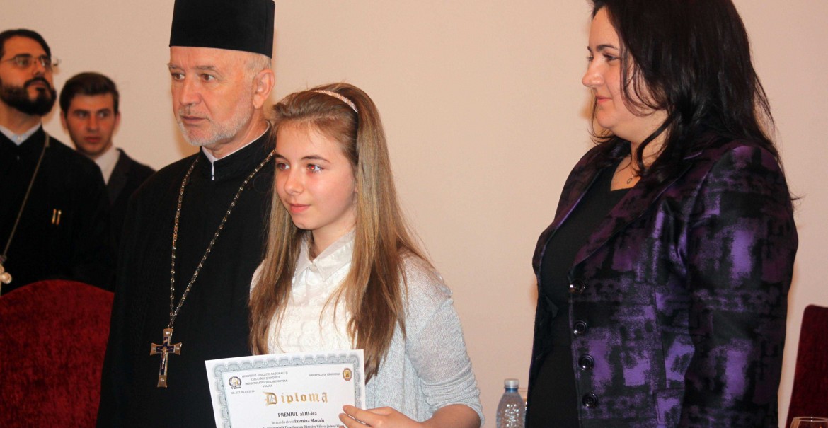 Premierea elevilor vâlceni, la Centrul Eparhial